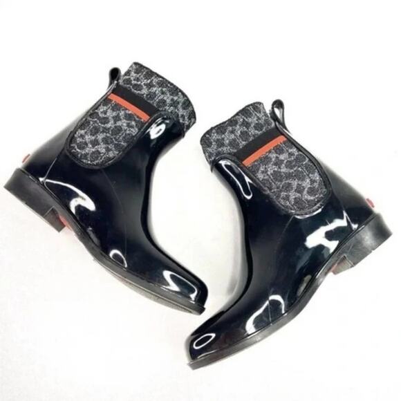 Coach Rivington Rain Bootie Black Chelsea Ankle Logo Rain boots size 8 new!!! - Picture 1 of 5